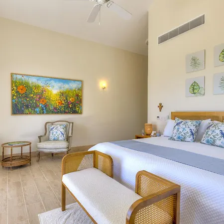 Vila Golf & Sun Retreat *